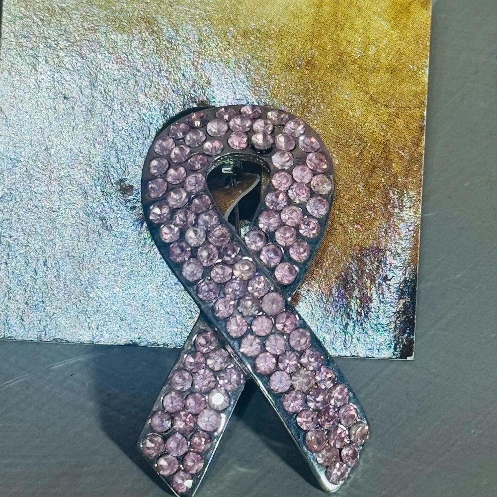 Pink Ribbon Brooch - Picture 2 of 2